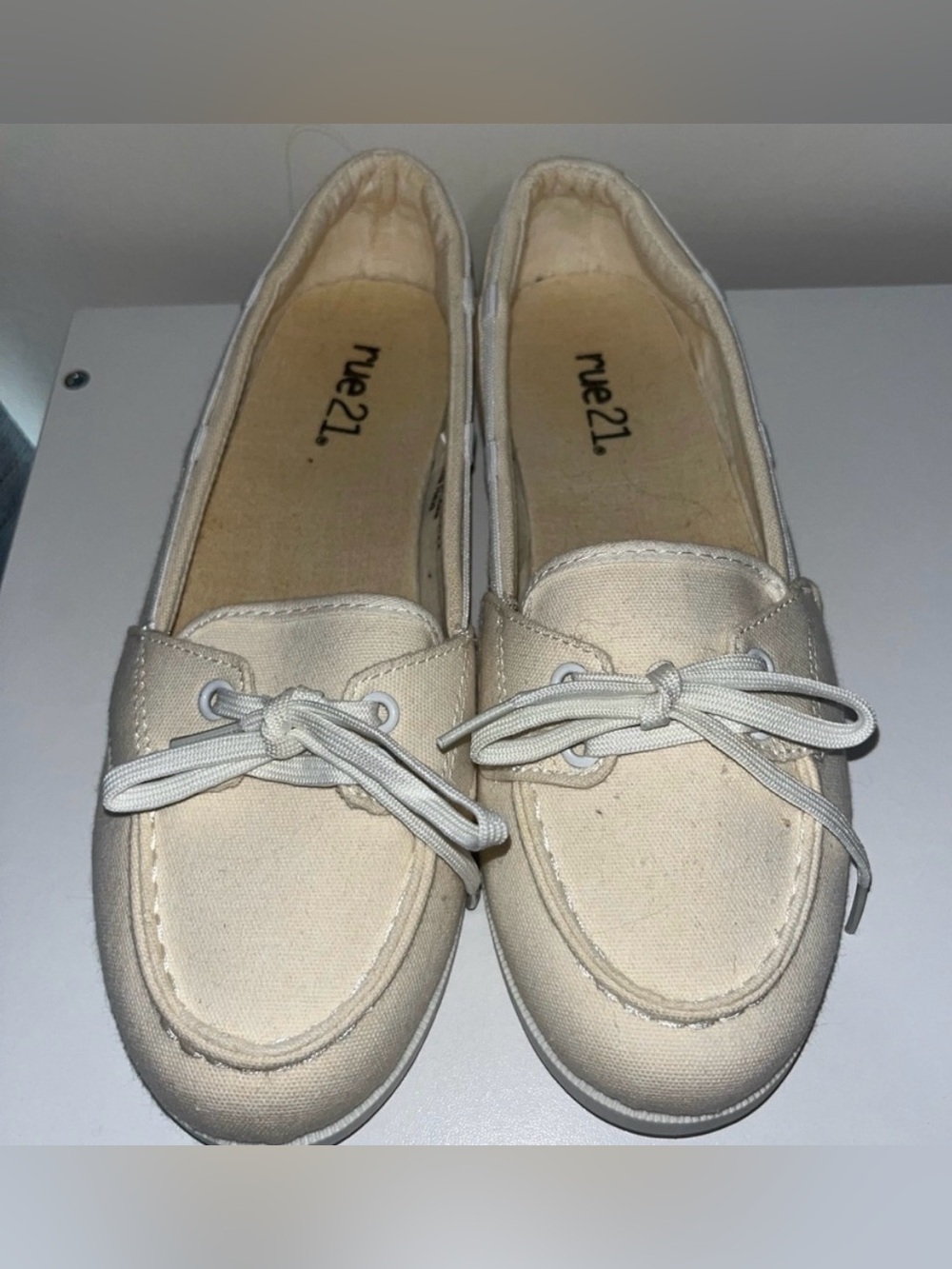 rue21 Women’s Cream Canvas Slip-On Loafers
